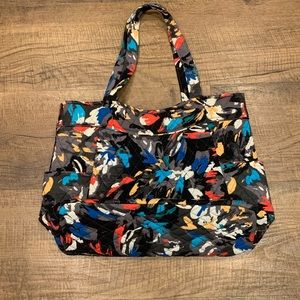 Vera Bradley splash floral pleated tote